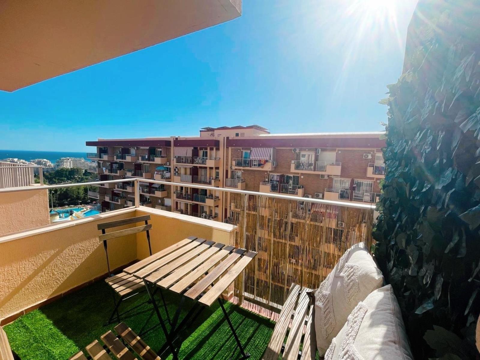 Bythewave Apartments Benalmadena Luaran gambar