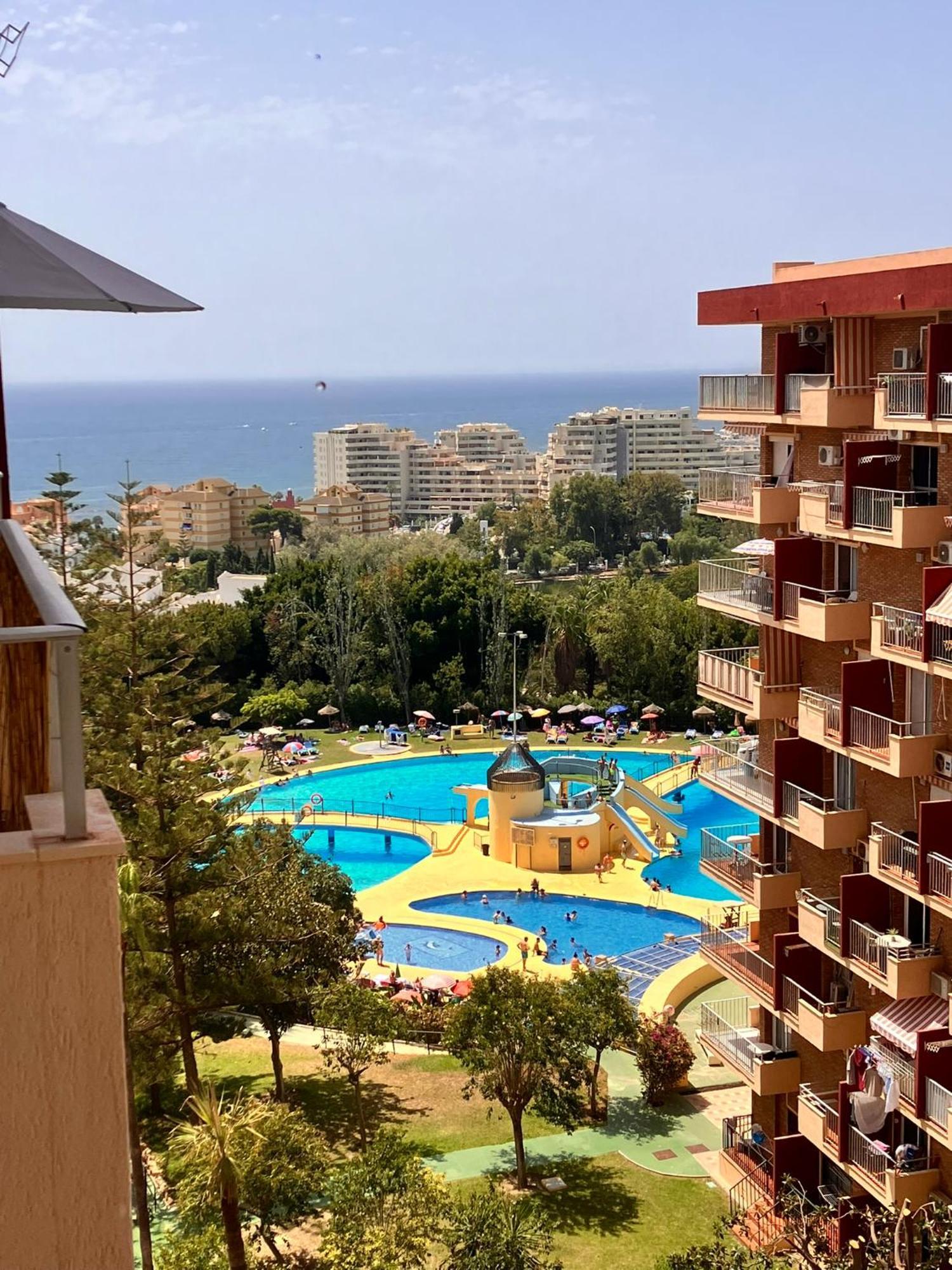 Bythewave Apartments Benalmadena Luaran gambar