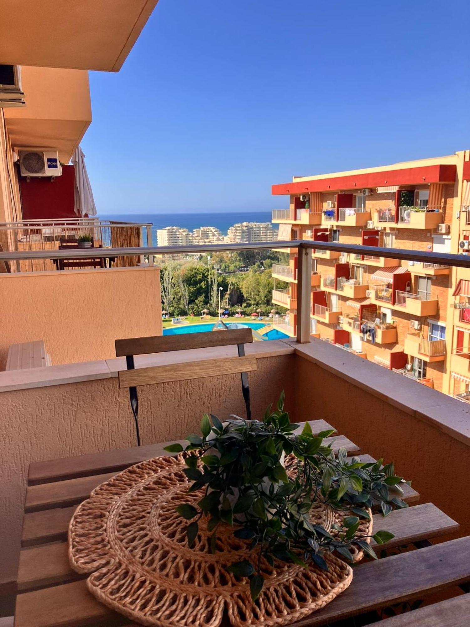 Bythewave Apartments Benalmadena Luaran gambar